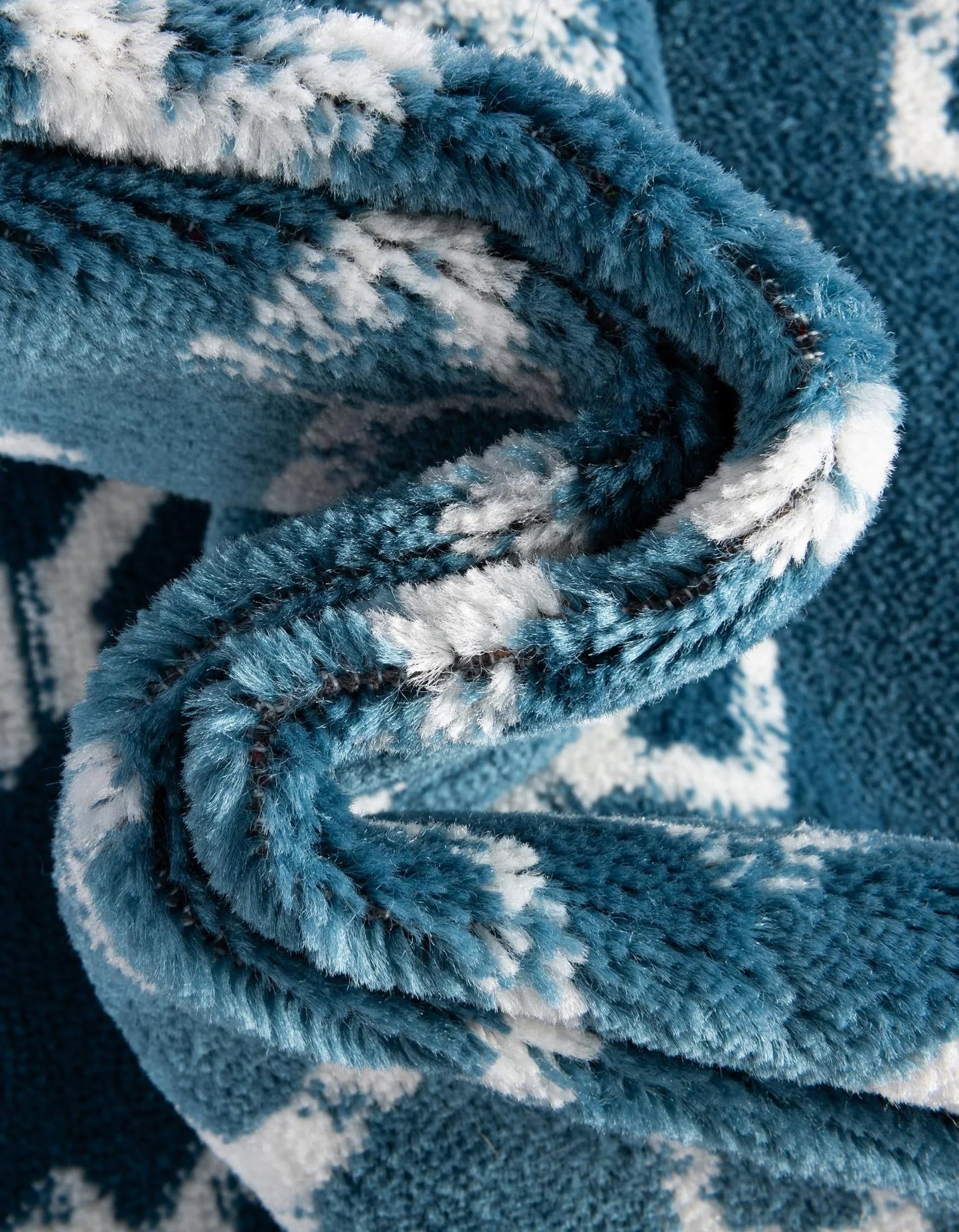 Moroccan Trellis Collection Area Rug - Mamounia (6' 1" Square Blue/Ivory)