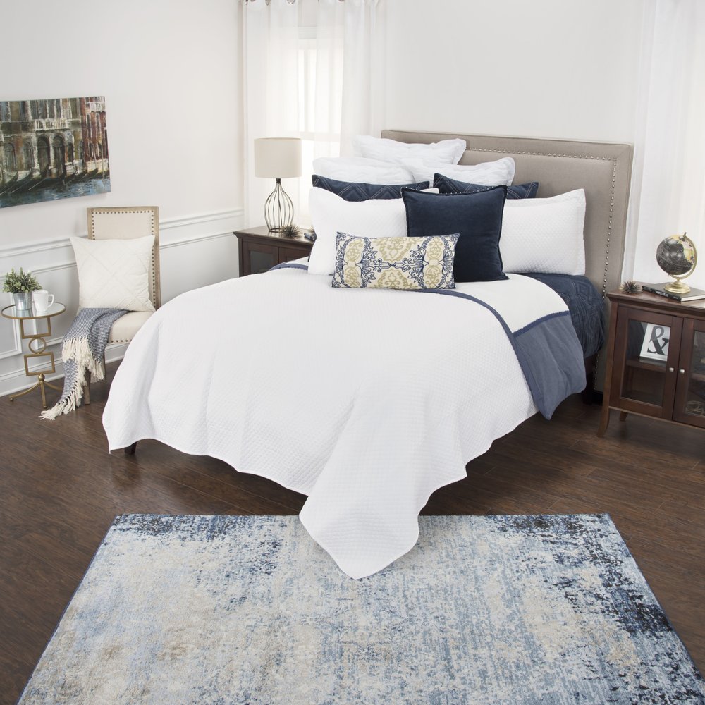 White Checkered King Quilt