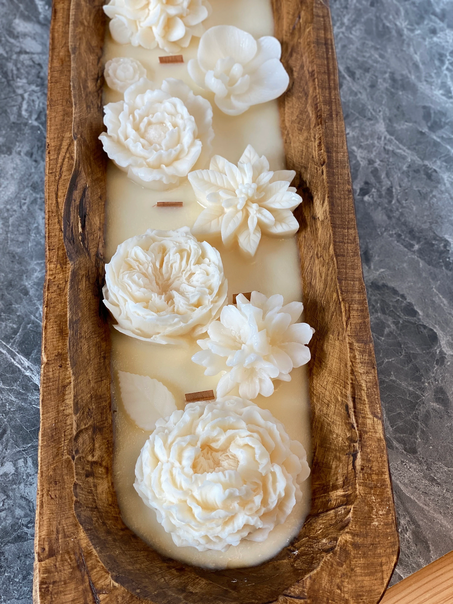 Four Seasons Garden• Luxurious Scented Dough Bowl Candle 26 Oz