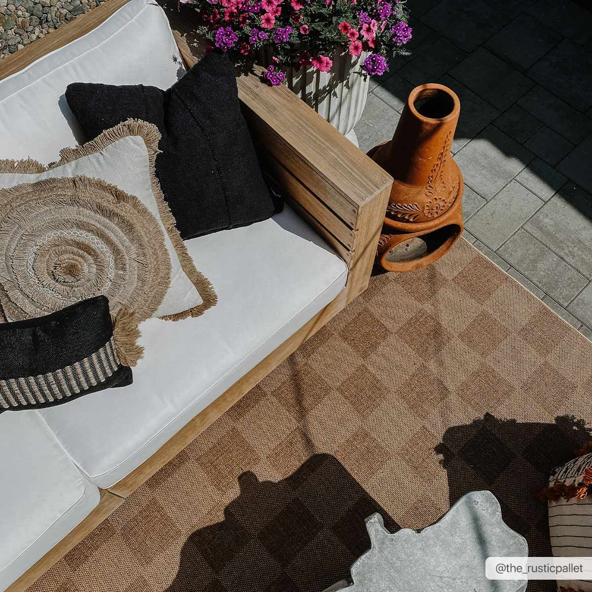 Kuval Area Rug