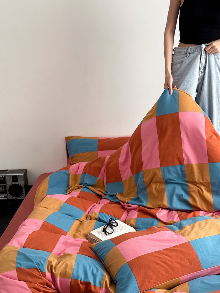 Rainbow Checker Duvet Cover Set With Pillowcases & Fitted Sheet
