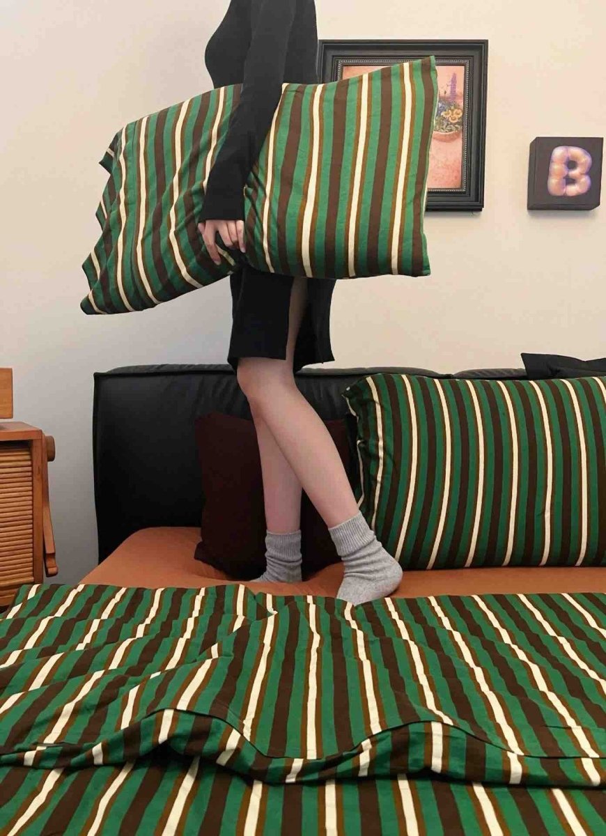 Retro Jersey Knit Stripe Duvet Cover Set with Pillowcases & Fitted Sheet