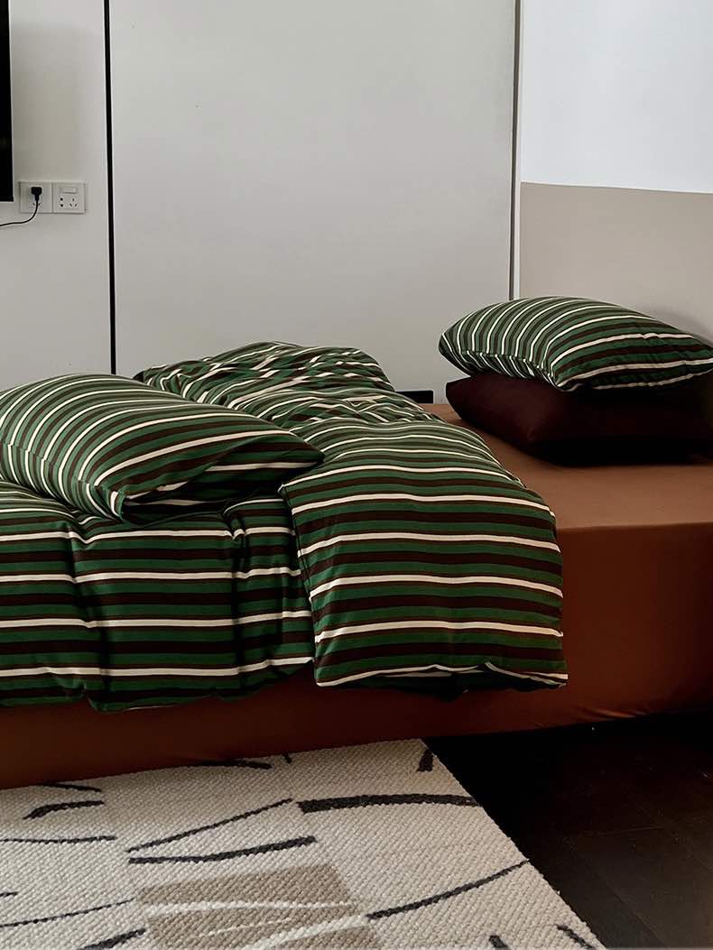 Retro Jersey Knit Stripe Duvet Cover Set with Pillowcases & Fitted Sheet