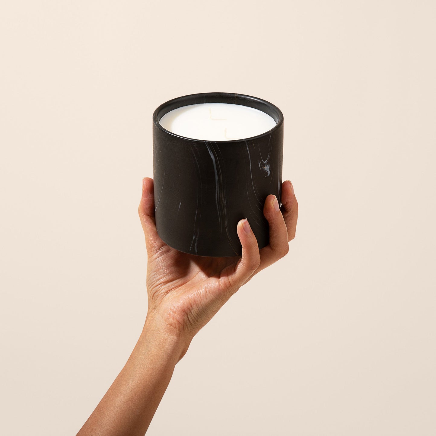Natural Peppermint Black Marquina Candle 17oz