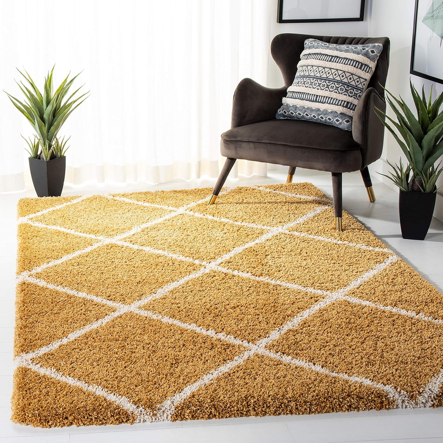 SAFAVIEH Hudson Shag Collection Area Rug - 7' Square, Beige & Ivory, Modern Trellis Design, Non-Shedding & Easy Care, 2-Inch Thick Ideal for High Traffic Areas in Living Room, Bedroom (SGH281S)
