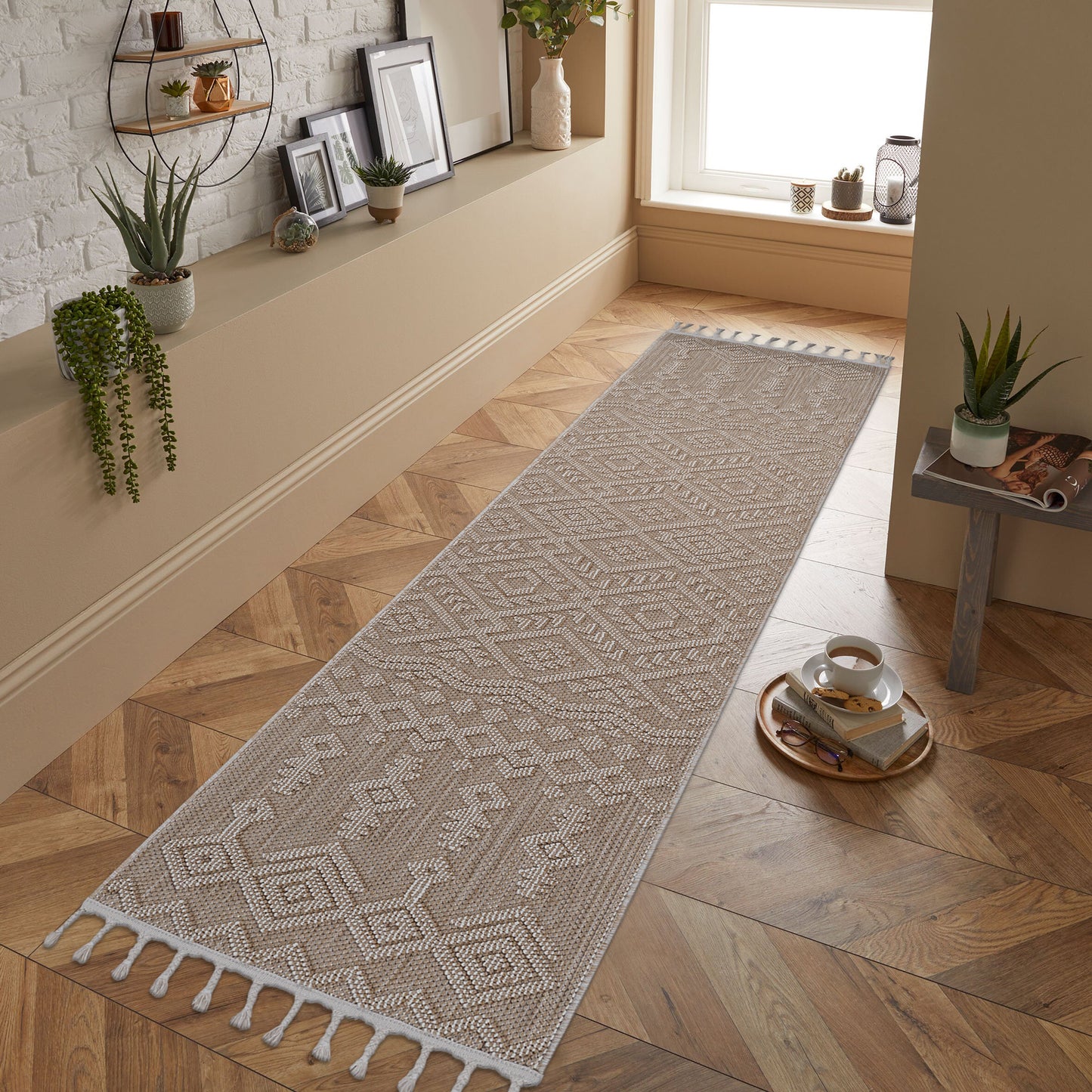 LOOM & LUXE Collection 2X8 Natural /Traditional Indoor/Outdoor Area Rug