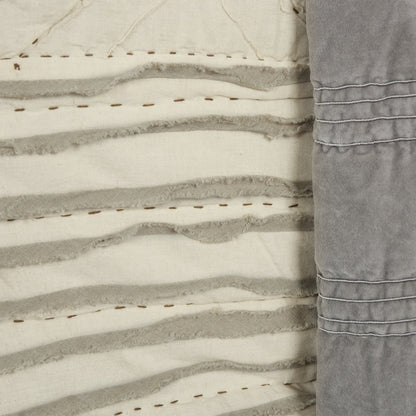 Ivory Geometric Queen Quilt