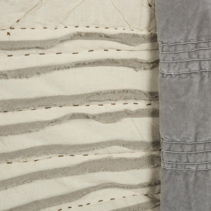 Ivory Geometric Queen Quilt