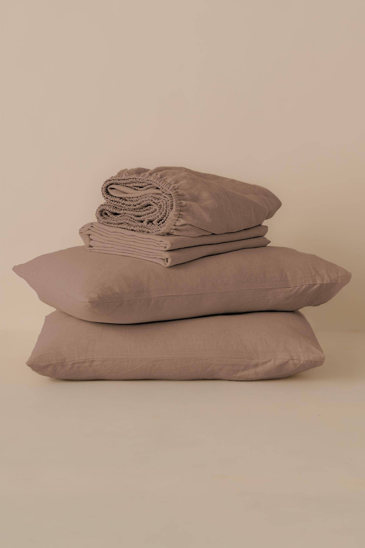 Solid Linen Bedding Set –Bedsheet, Fitted & Pillowcases