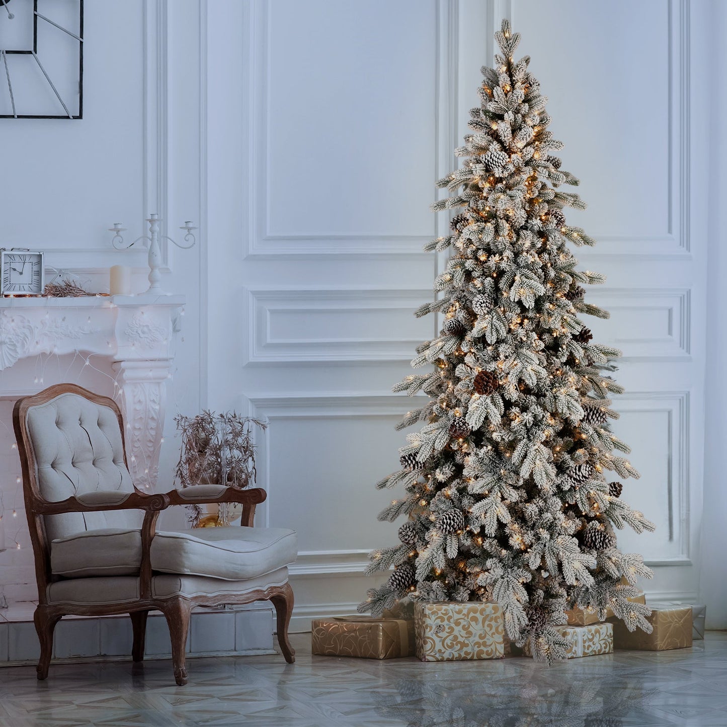 6FT Flocked PE/PVC Christmas Tree with 600 Warm White LED Lights – 935