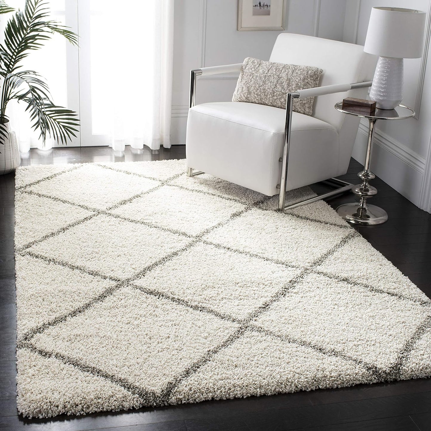SAFAVIEH Hudson Shag Collection Area Rug - 7' Square, Beige & Ivory, Modern Trellis Design, Non-Shedding & Easy Care, 2-Inch Thick Ideal for High Traffic Areas in Living Room, Bedroom (SGH281S)