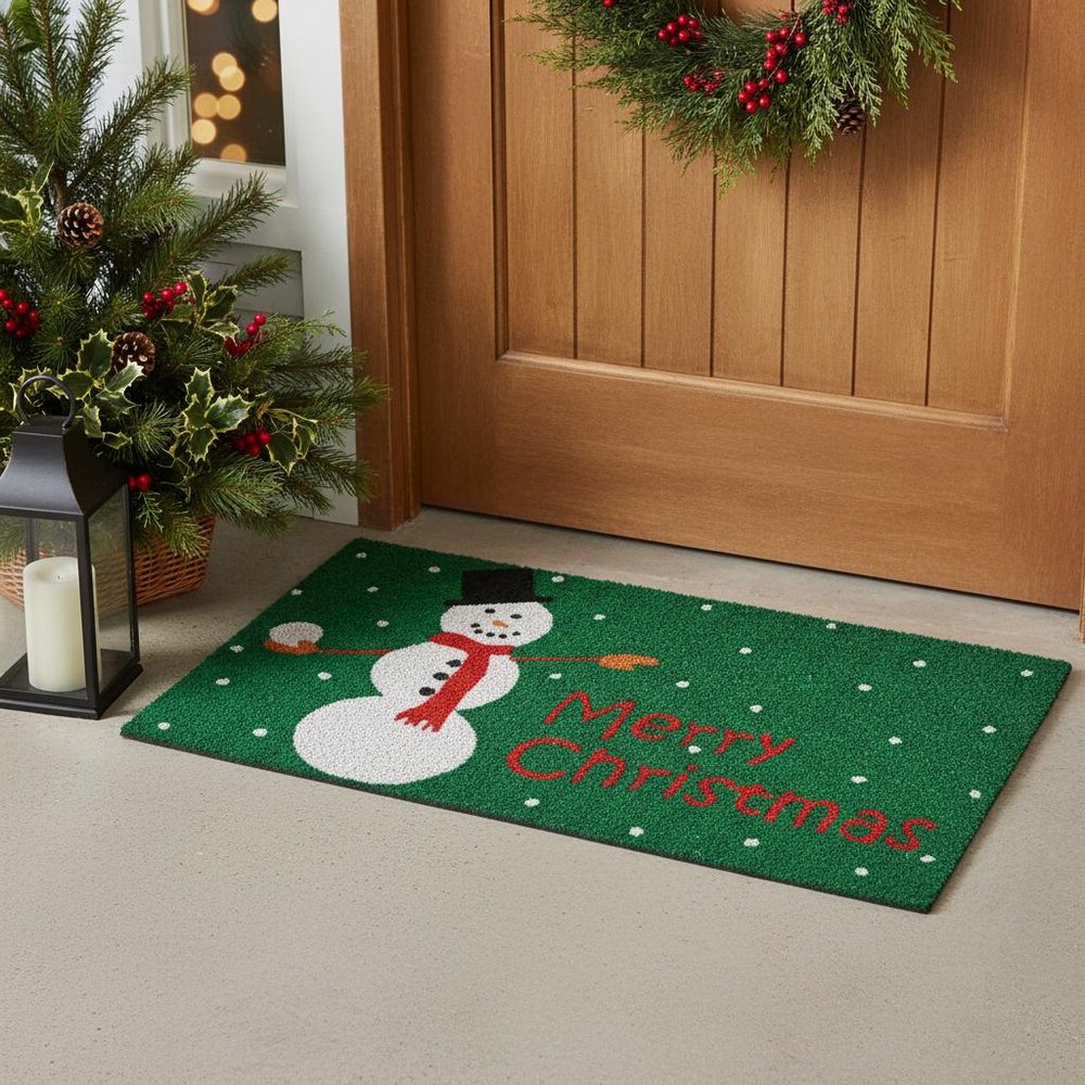17" X 29" Green White And Red Christmas Snowman Merry Christmas Outdoor Coir Door Mat
