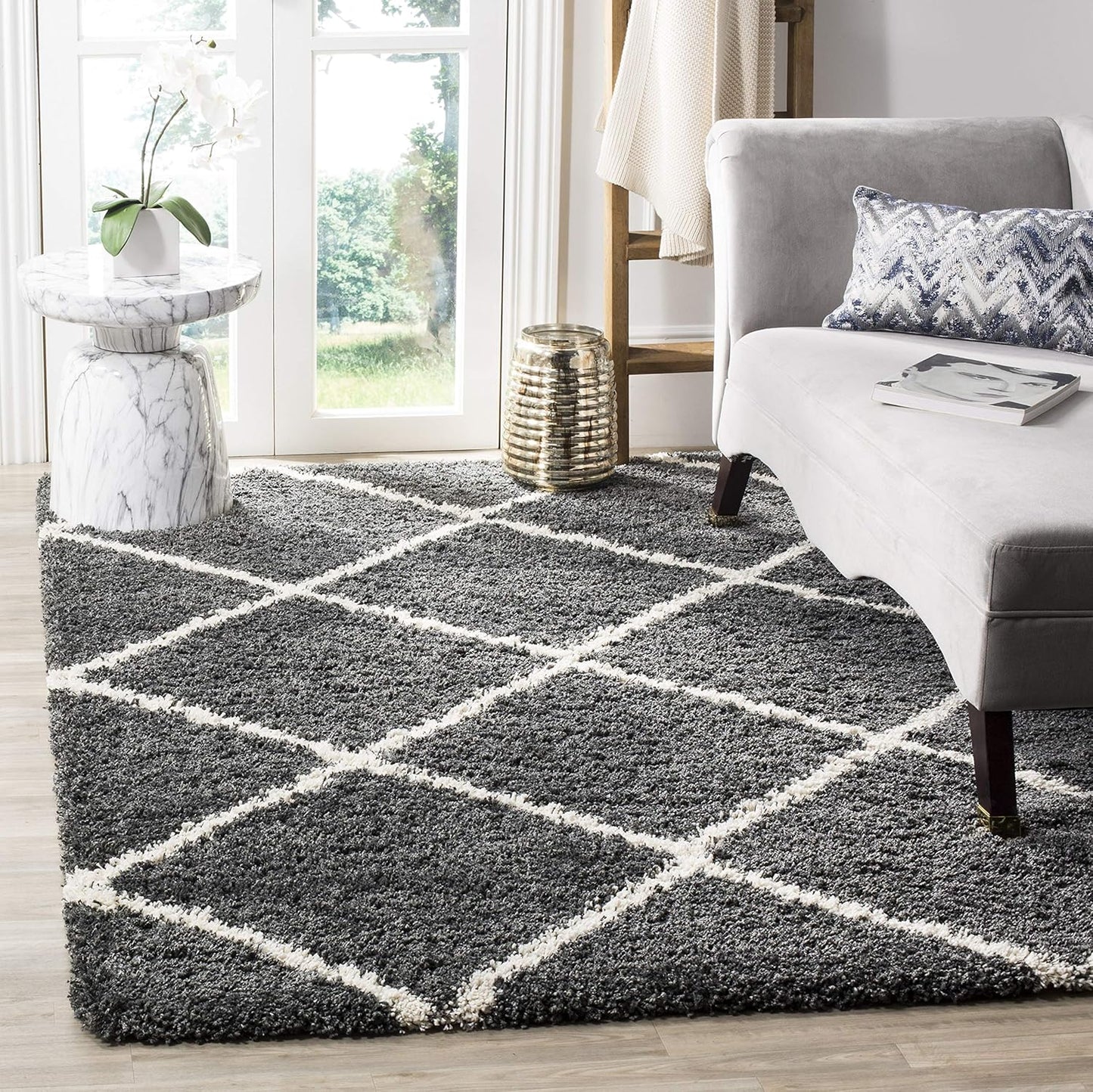 SAFAVIEH Hudson Shag Collection Area Rug - 7' Square, Beige & Ivory, Modern Trellis Design, Non-Shedding & Easy Care, 2-Inch Thick Ideal for High Traffic Areas in Living Room, Bedroom (SGH281S)