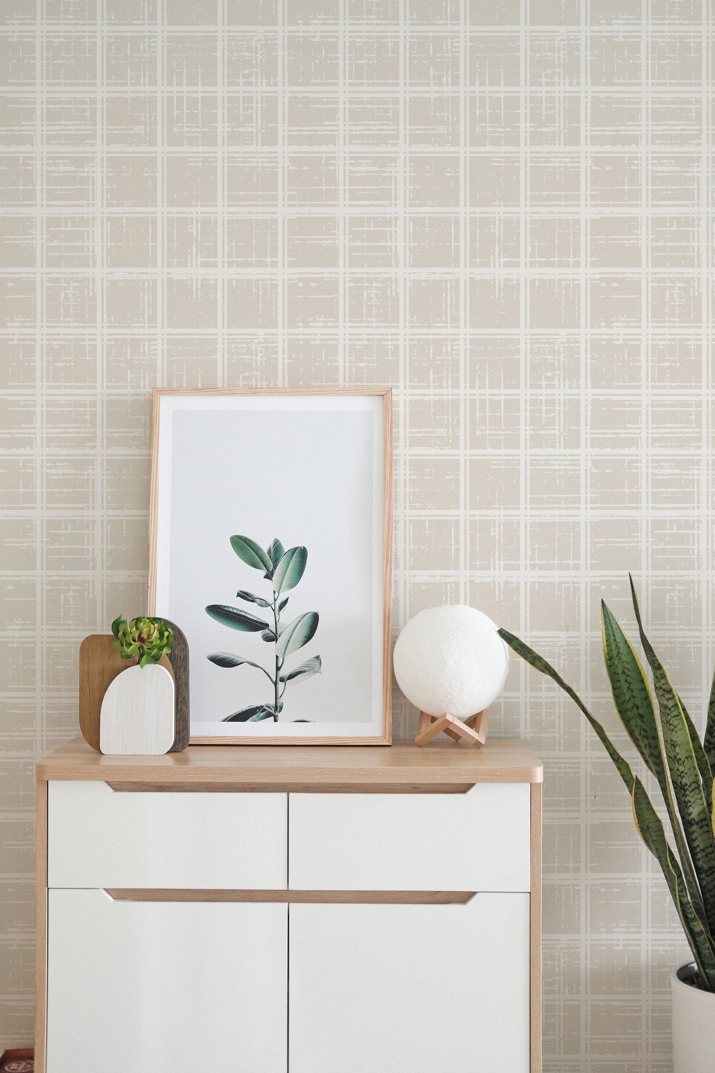 Edith Wallpaper (Taupe) from The Haven Collection