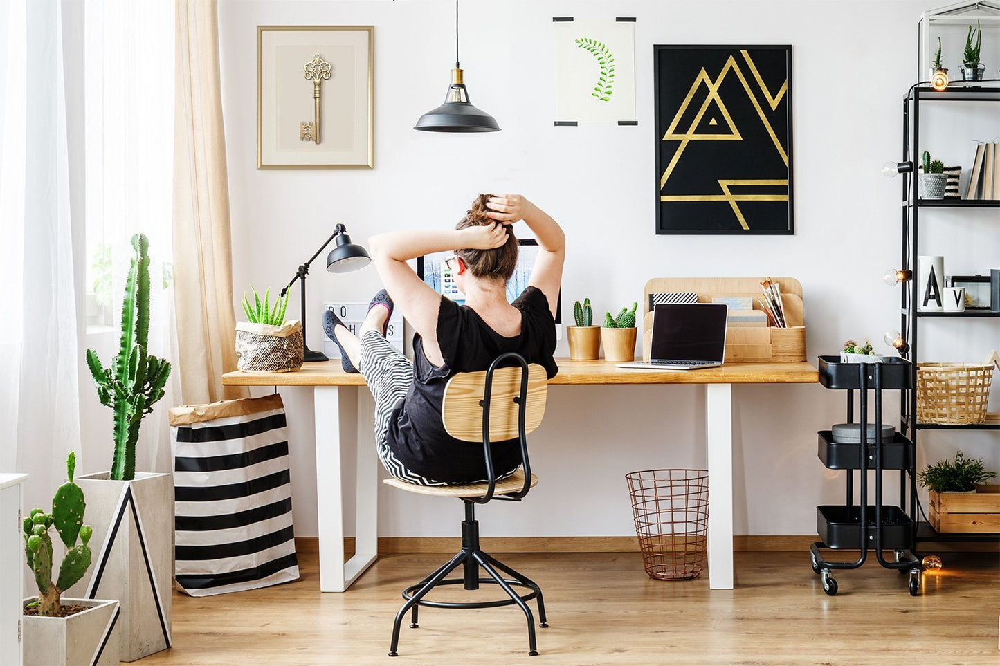 Gold Skeleton Key, 14"