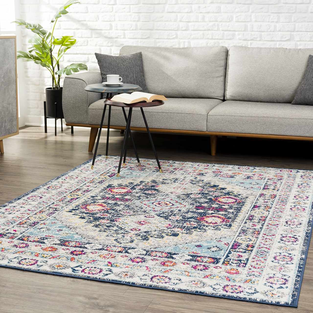 Tigrim Navy 2307 Area Rug - Clearance