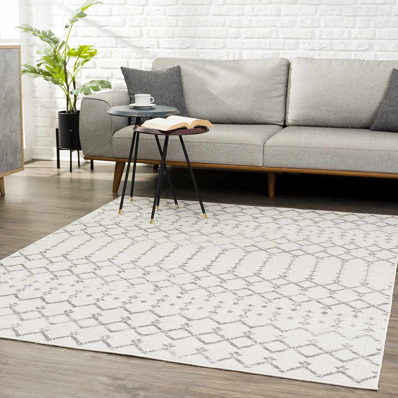 Tigri Aztec Ivory 2310 Area Rug - Clearance