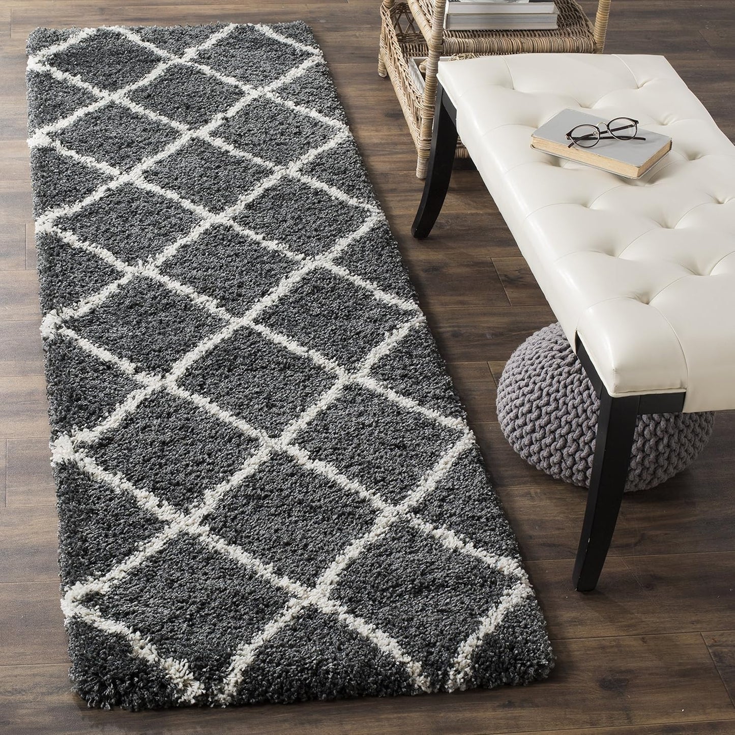 SAFAVIEH Hudson Shag Collection Area Rug - 7' Square, Beige & Ivory, Modern Trellis Design, Non-Shedding & Easy Care, 2-Inch Thick Ideal for High Traffic Areas in Living Room, Bedroom (SGH281S)