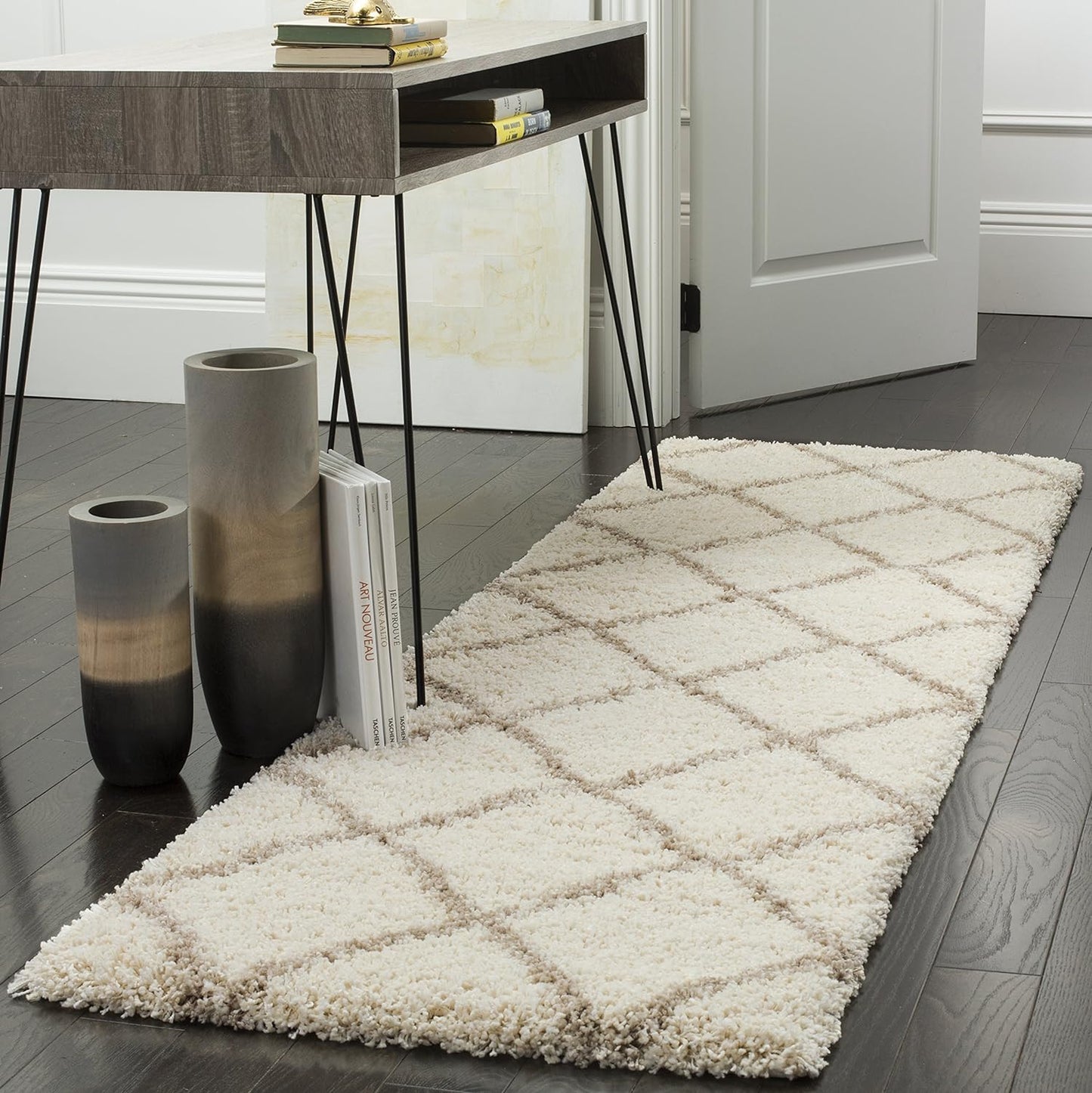 SAFAVIEH Hudson Shag Collection Area Rug - 7' Square, Beige & Ivory, Modern Trellis Design, Non-Shedding & Easy Care, 2-Inch Thick Ideal for High Traffic Areas in Living Room, Bedroom (SGH281S)