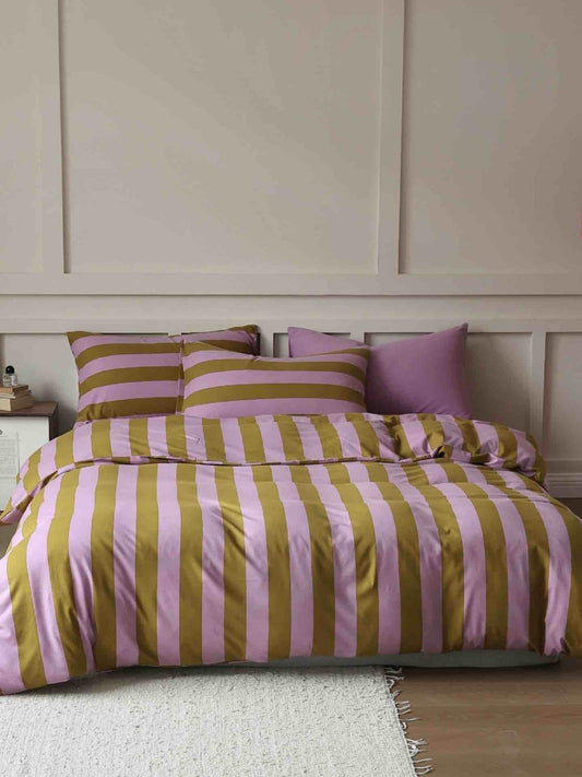 Dopamine Stripe Duvet Cover Set With Pillowcases & Fitted Sheet