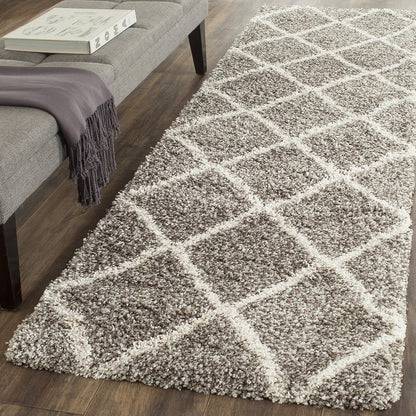 SAFAVIEH Hudson Shag Collection Area Rug - 7' Square, Beige & Ivory, Modern Trellis Design, Non-Shedding & Easy Care, 2-Inch Thick Ideal for High Traffic Areas in Living Room, Bedroom (SGH281S)