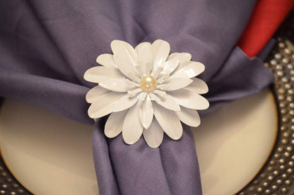 Vibhsa White Floral Set of 4 Napkin Rings